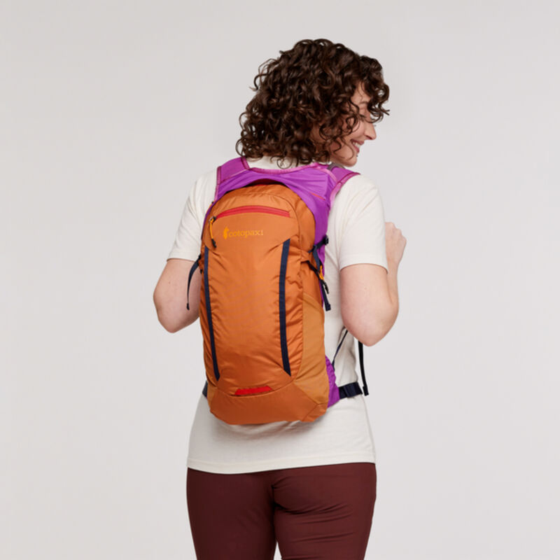 Cotopaxi Lagos 15L Hiking Hydration Pack image number 3