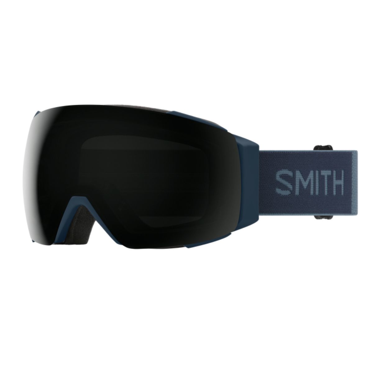 Smith I/O Mag Goggles + Chromapop Sun Black Lens | Christy Sports